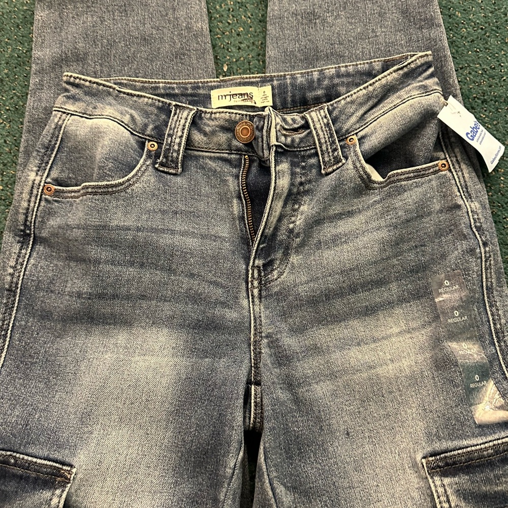 M by Maurice’s Jeans 0 cargo pockets NEW